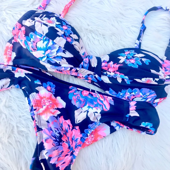 Old Navy Other - Floral bikini set